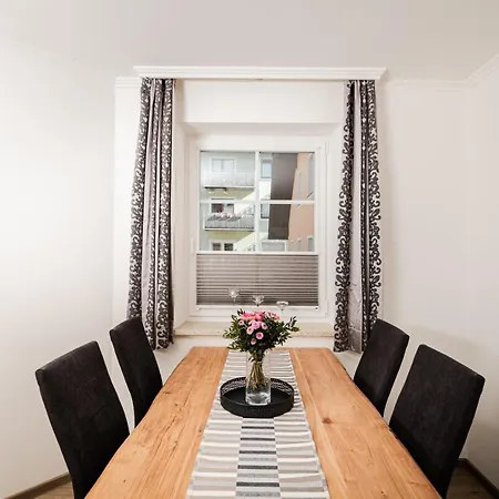Leonhardsblick Appartements Tamsweg Exterior photo
